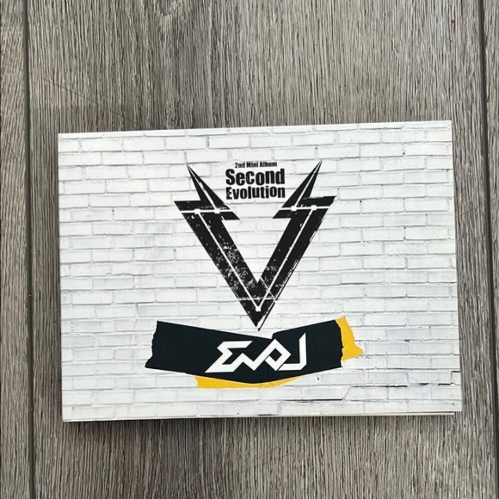 EvoL second mini-album, "Second Evolution”
